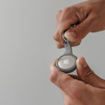 airtag-keychain-cool-grey_5